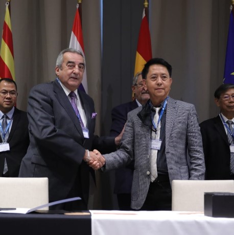 Firmado convenio colaboración de formación logística con TIFFA en Tailandia